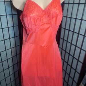 Vintage 50s Lingerie Nylon Slip Size 40 Lace Sweetheart Midi Length Coral/Orange
